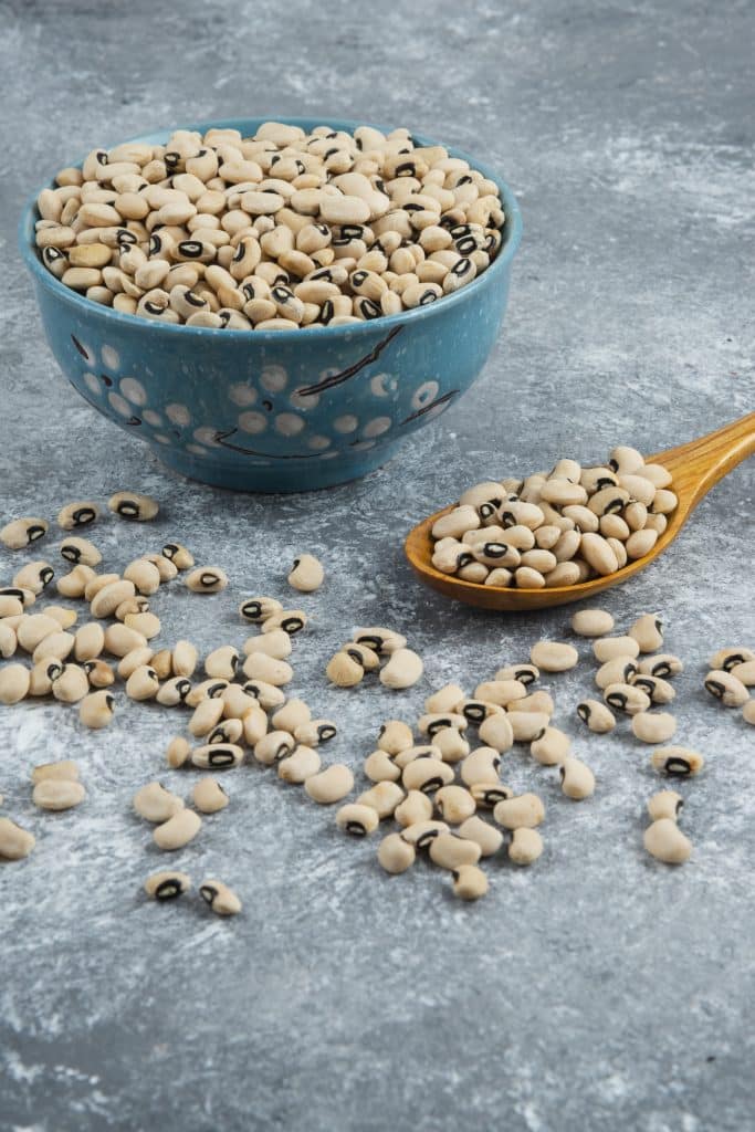 Black-eyed peas in a bowl with a spoon