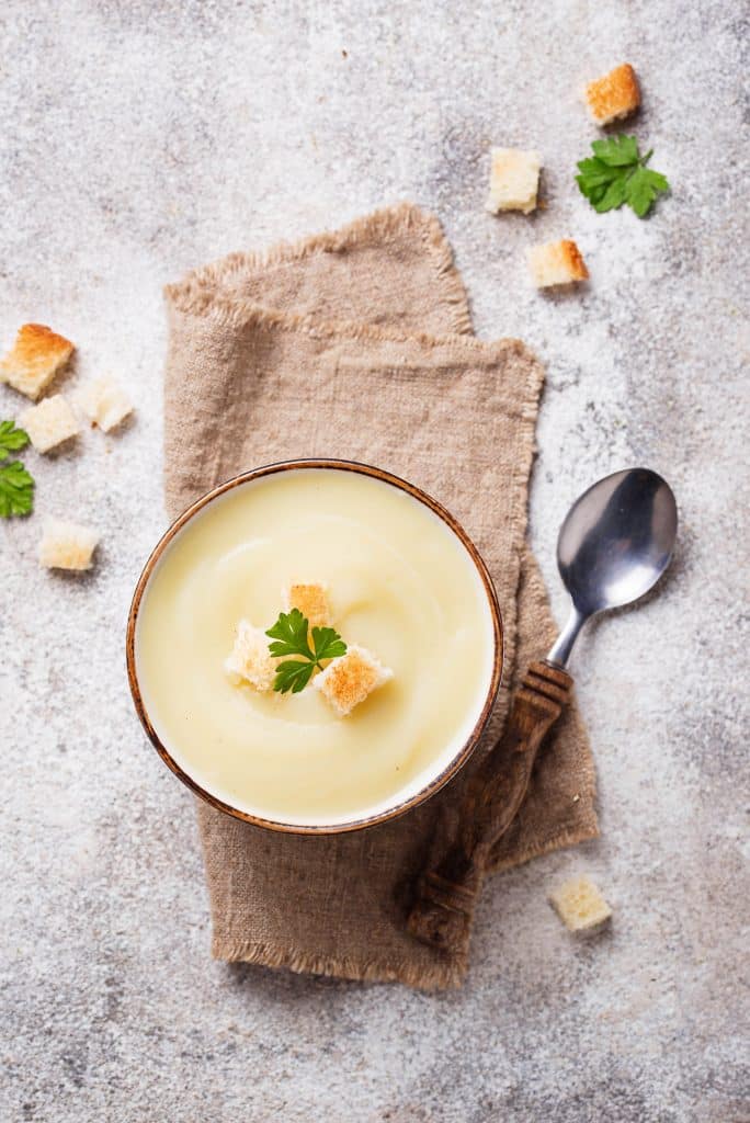 Creamy soup with croutons