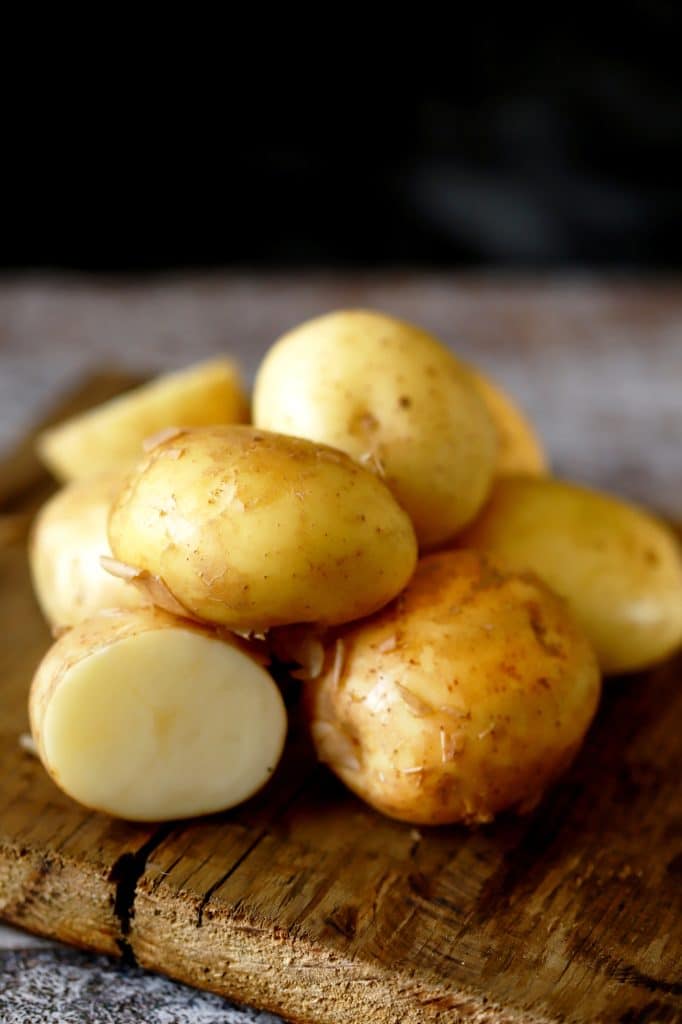 Pile of fresh whole potatoes